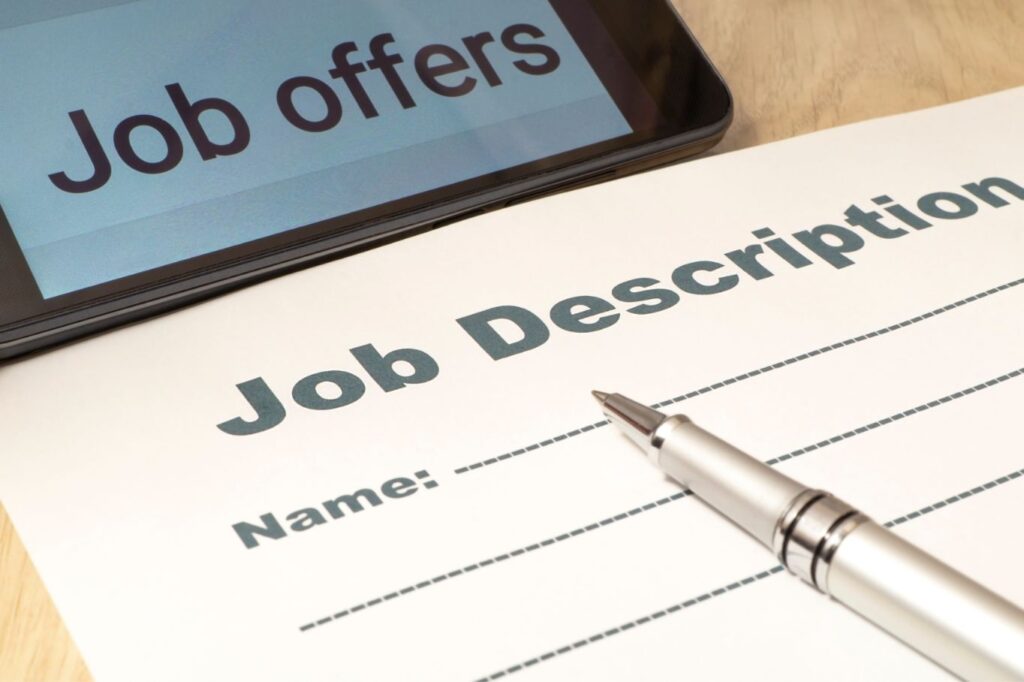 Job description form and job offers on screen
